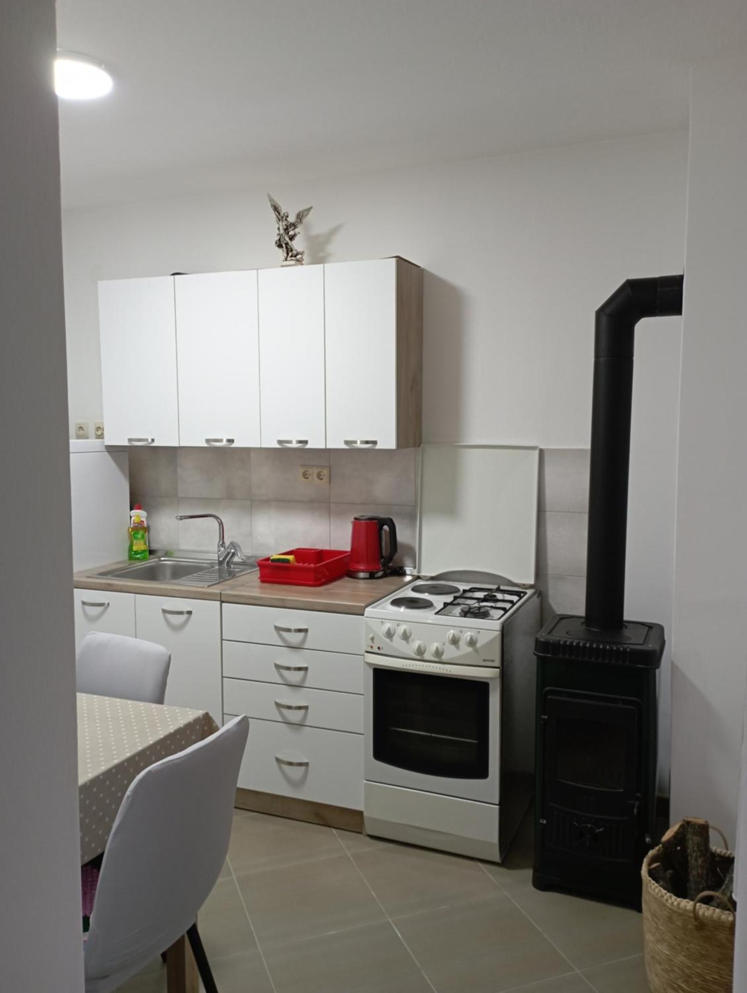 Appartement Luce à Kijevo Extérieur photo