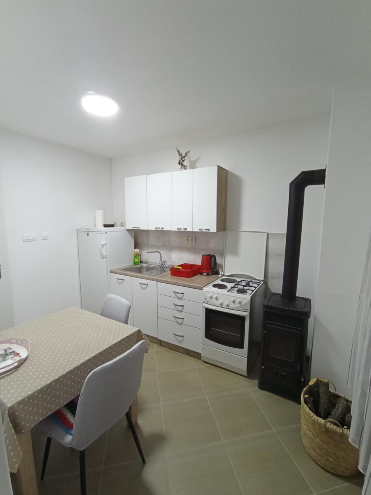 Appartement Luce à Kijevo Extérieur photo
